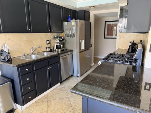 400 N Sunrise Way, 104, Palm Springs, CA 92262 photo 1
