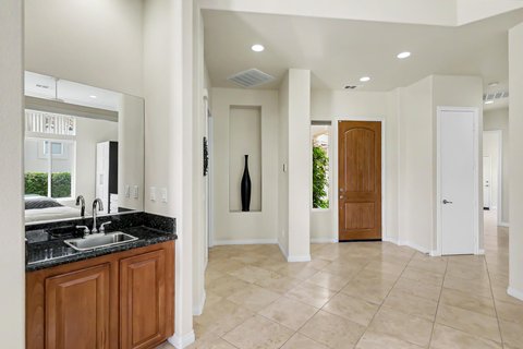 54048 Riviera, La Quinta, CA 92253 photo 6