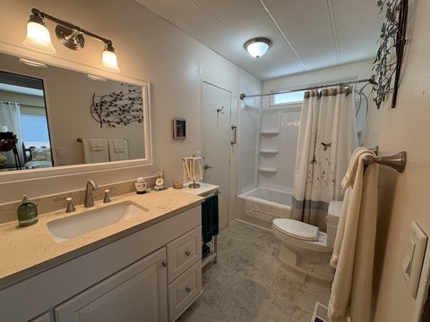 39049 Desert Greens Drive E, Palm Desert, CA 92260 photo 12