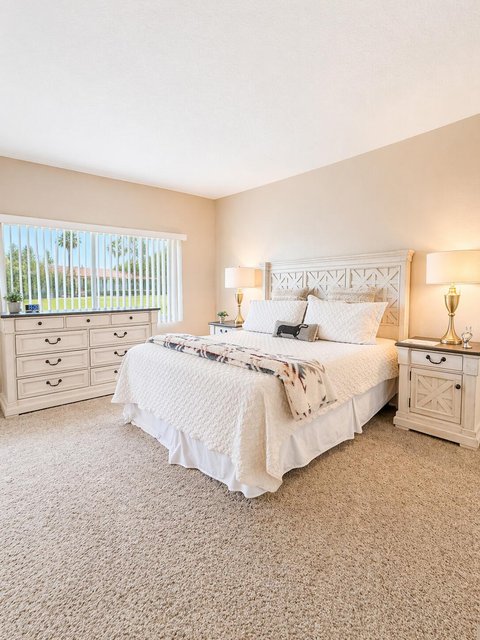 654 Vista Lago Circle N, Palm Desert, CA 92211 photo 4