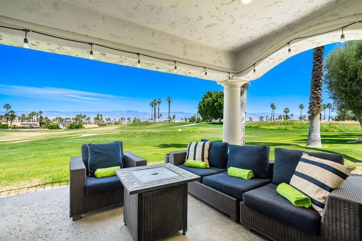 673 Vista Lago Circle N, Palm Desert, CA 92211