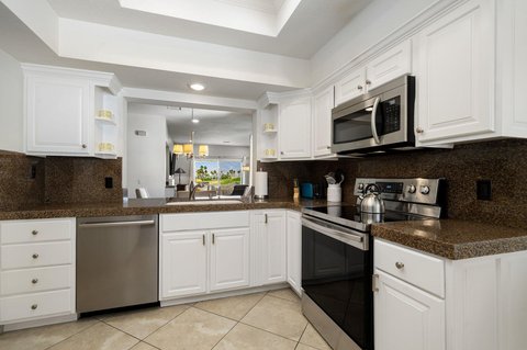 673 Vista Lago Circle N, Palm Desert, CA 92211 photo 14