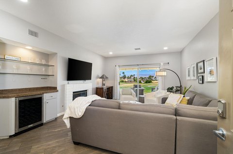 673 Vista Lago Circle N, Palm Desert, CA 92211 photo 5