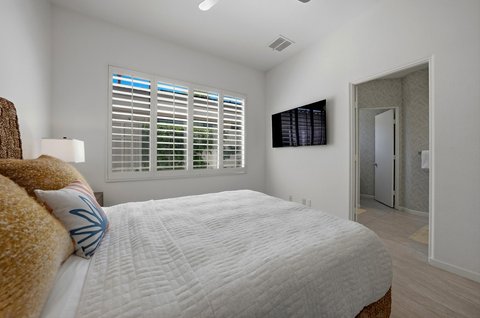 469 White Horse Trail, Palm Desert, CA 92211 photo 32