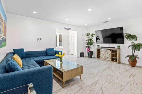 2025 Nicola Road, Palm Springs, CA 92262 photo 8