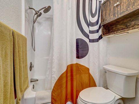 701 Los Felices Circle W, 114, Palm Springs, CA 92262 photo 20