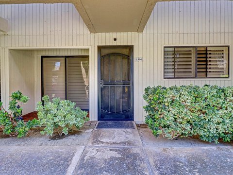 701 Los Felices Circle W, 114, Palm Springs, CA 92262 photo 2