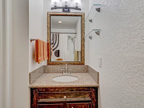 701 Los Felices Circle W, 114, Palm Springs, CA 92262 photo 22