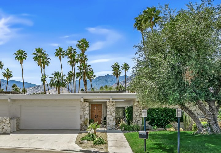 2489 Playa Circle, Palm Springs, CA 92264