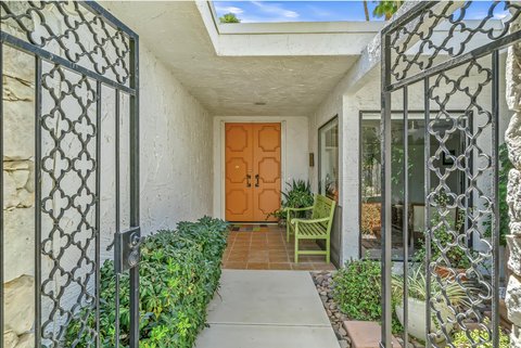 2489 Playa Circle, Palm Springs, CA 92264 photo 5