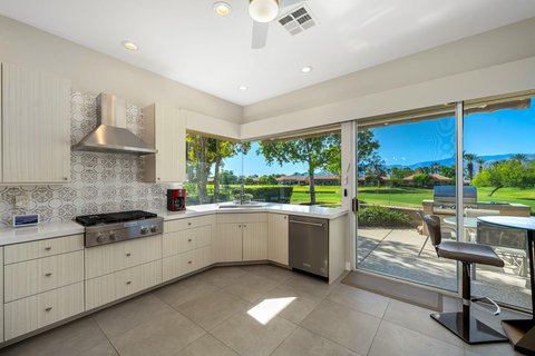 39 La Costa Drive, Rancho Mirage, CA 92270 photo 4