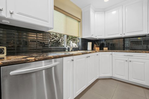 38661 Desert Mirage Drive, Palm Desert, CA 92260 photo 16