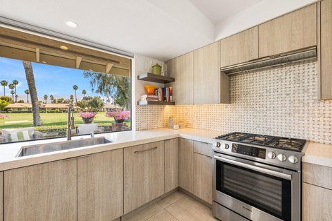 201 Las Lomas, Palm Desert, CA 92260 photo 14