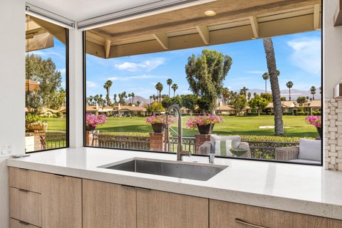 201 Las Lomas, Palm Desert, CA 92260 photo 15
