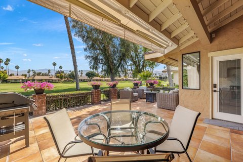 201 Las Lomas, Palm Desert, CA 92260 photo 2