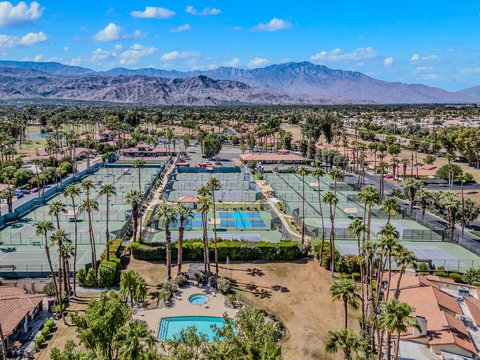 201 Las Lomas, Palm Desert, CA 92260 photo 6