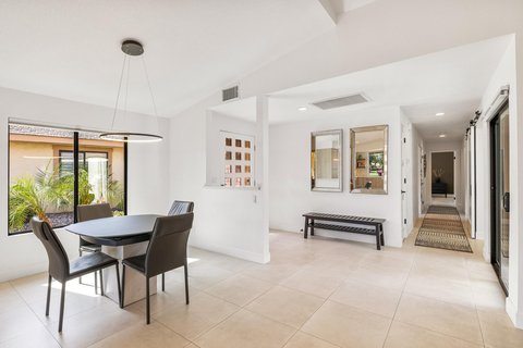 201 Las Lomas, Palm Desert, CA 92260 photo 10