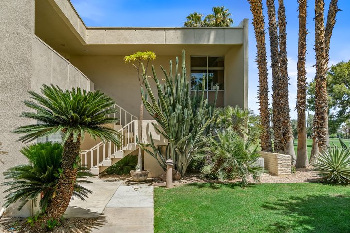 517 Desert Lakes Drive, Palm Springs, CA 92264
