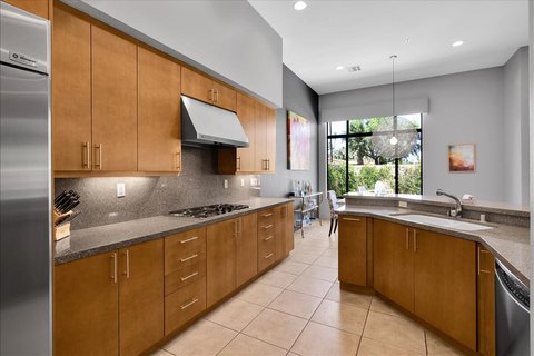 922 Alejo Vista, Palm Springs, CA 92262 photo 13
