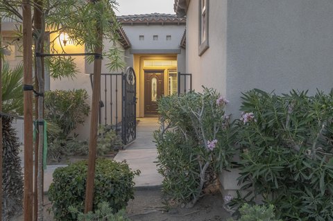 61125 Living Stone Drive, La Quinta, CA 92253 photo 4