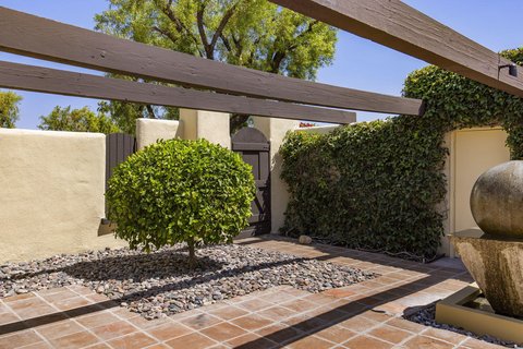 481 N Hermosa Drive, Palm Springs, CA 92262 photo 5