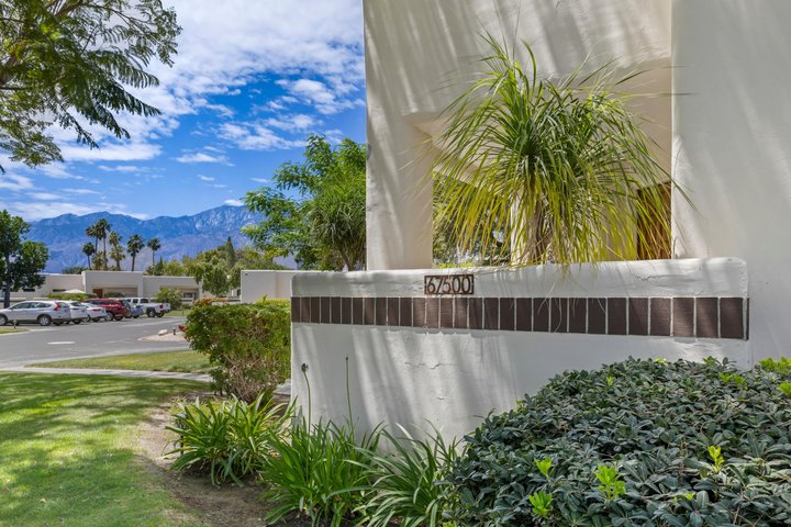 67500 Toltec Court, Cathedral City, CA 92234