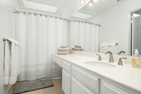 73280 Rosewood Court, Palm Desert, CA 92260 photo 12