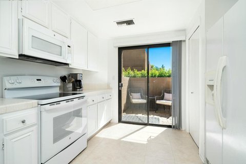 73280 Rosewood Court, Palm Desert, CA 92260 photo 10