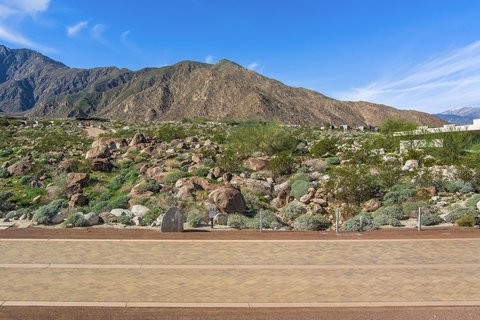 2321 Vista Palizada Drive, Palm Springs, CA 92262 photo 5