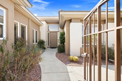 867 Arrowhead Drive, Palm Desert, CA 92211 photo 11
