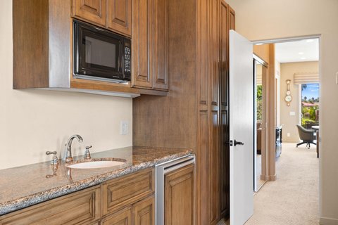 867 Arrowhead Drive, Palm Desert, CA 92211 photo 55