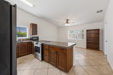 15811 Oreana Way, Palm Springs, CA 92262 photo 8