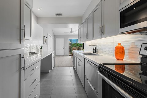 353 N Hermosa Drive, 9c2, Palm Springs, CA 92262 photo 9