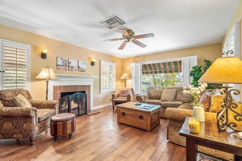 216 E Palo Verde Avenue, Palm Springs, CA 92264 photo 9