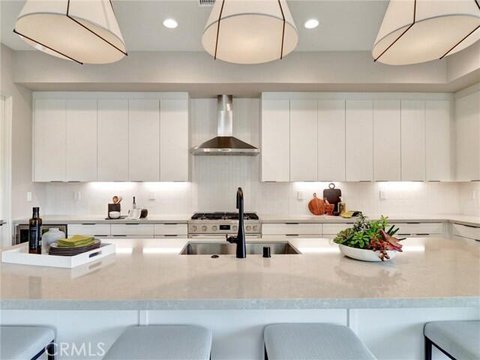 706 Obsidian Loop E, Palm Springs, CA 92264 photo 13