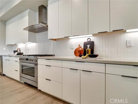 706 Obsidian Loop E, Palm Springs, CA 92264 photo 14