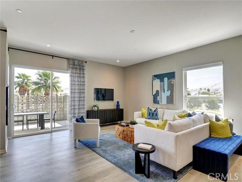 706 Obsidian Loop E, Palm Springs, CA 92264 photo 2