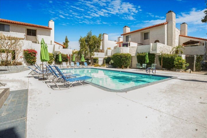 280 S Avenida Caballeros, 209, Palm Springs, CA 92262