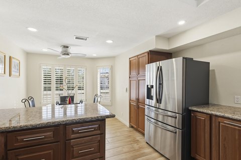 667 Vista Lago Circle N, Palm Desert, CA 92211 photo 10